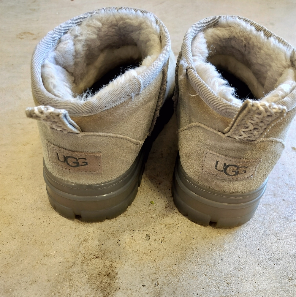 Uggs ultra mini grey size 8
